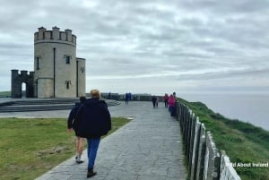 Galway: Cliffs of Moher Cruise, Bunratty Castle & Folk Park