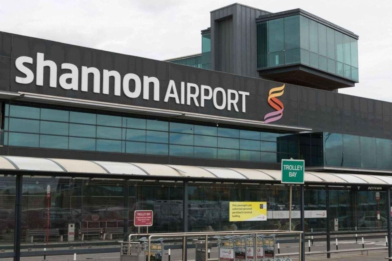 Shannon Airport to Galway: Seamless Private Transfers