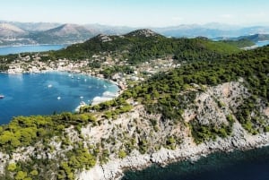 4 timers privat båttur til Blå grotte og Elaphiti-øyene