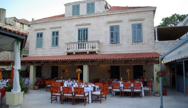 Aborda Restaurant