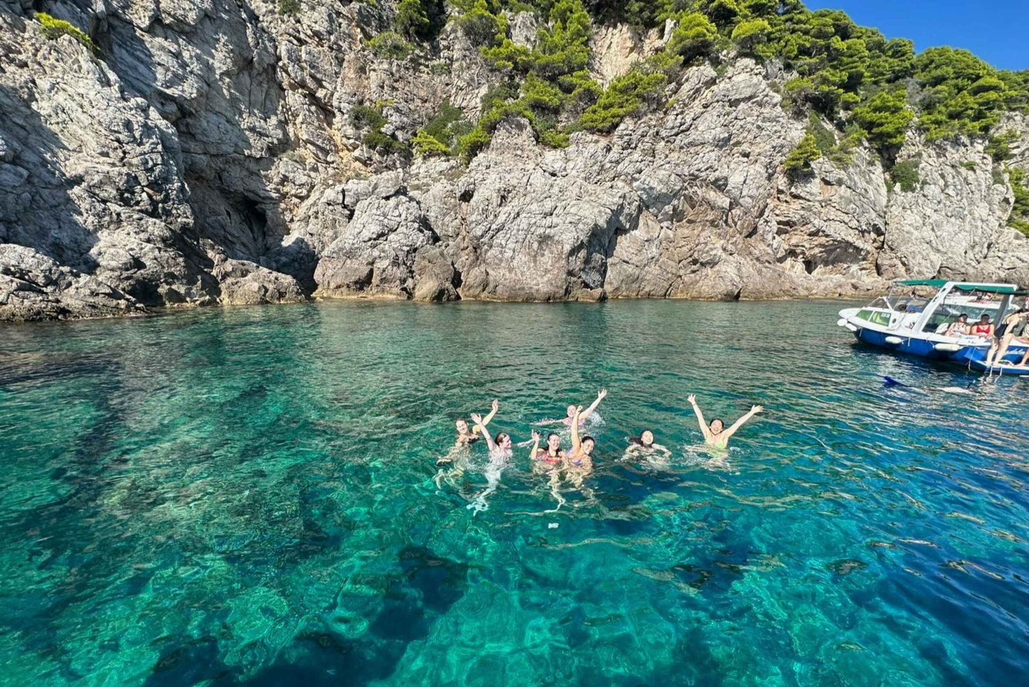 ブルーケーブ・グリーンケーブ・ロプード砂浜 - ドリンク付きツアー