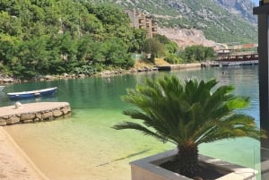 Mar Azul e Montanhas Negras - Montenegro