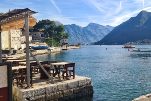 Mar Azul e Montanhas Negras - Montenegro