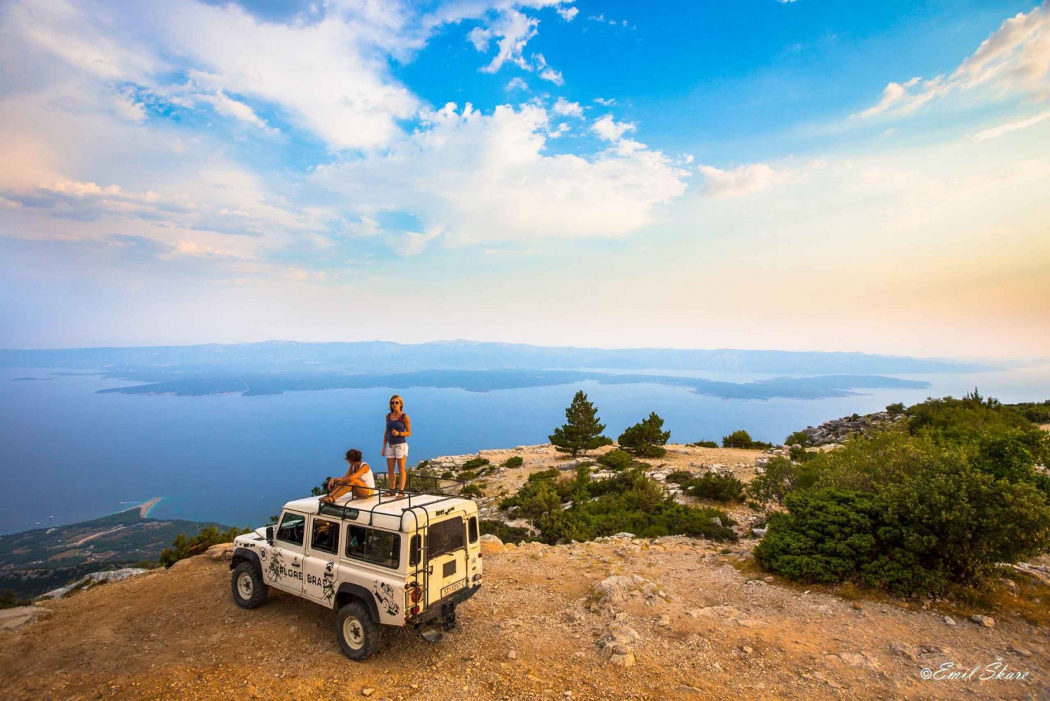 Brač: Ø-udforskningstur med firehjulstrukket jeep