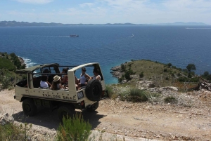 Brač: Excursión por la isla en jeep todoterreno