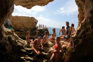 Cabo Kamenjak: passeio de caiaque com experiência em cavernas