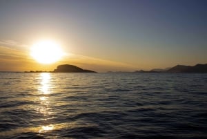 Cavtat/Mlini: Luxury Sunset Cruise w/ Cold Platter & Wine