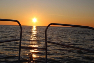 Cavtat: Romantische boottocht bij zonsondergang met onbeperkt drankjes