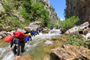 Canyoning op de rivier de Cetina vanuit Zadvarje