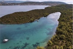Isola di Čiovo: tour in kayak al tramonto con vino