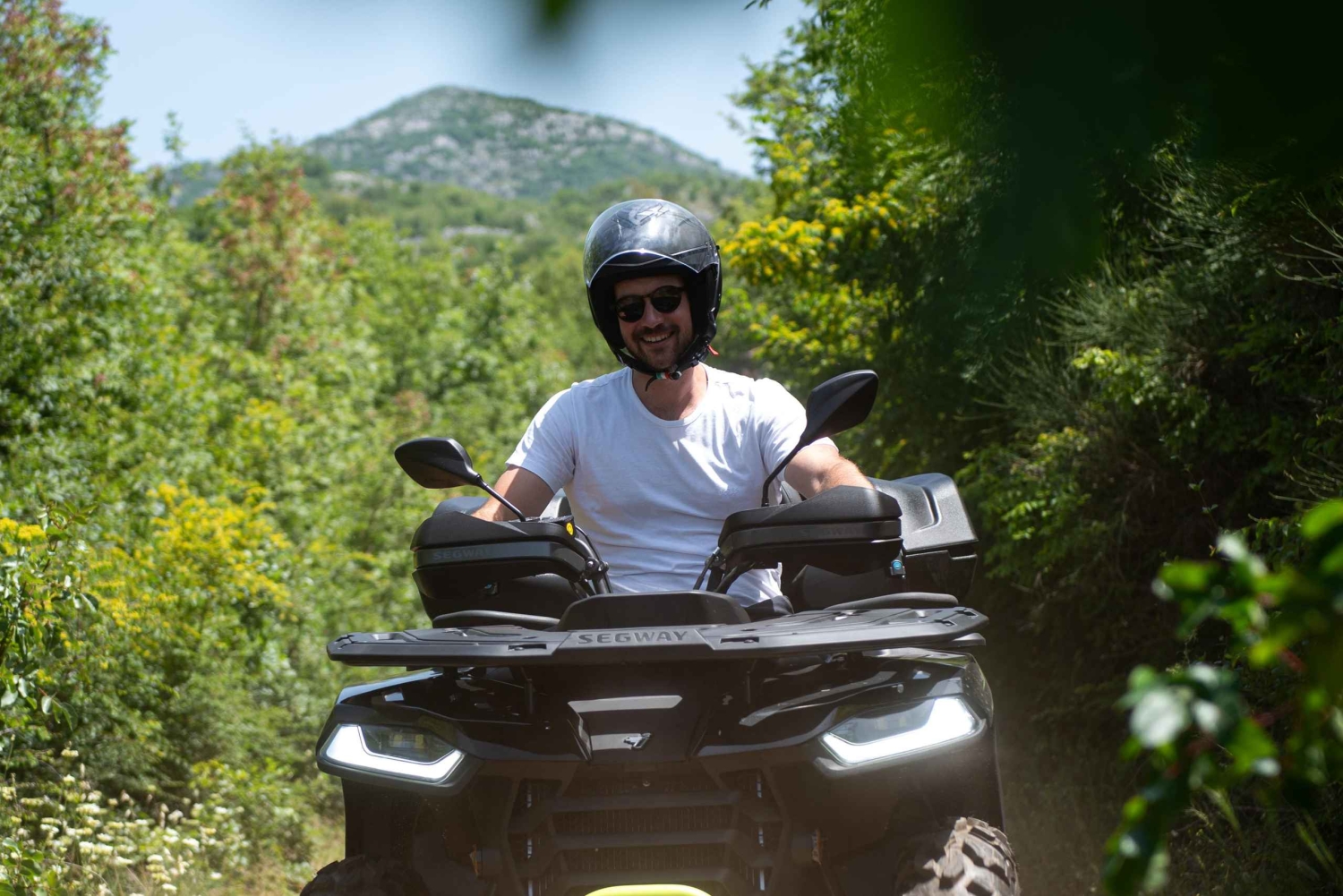 Dubrovnik: safari de 2 horas en quad por el campo con servicio de recogida