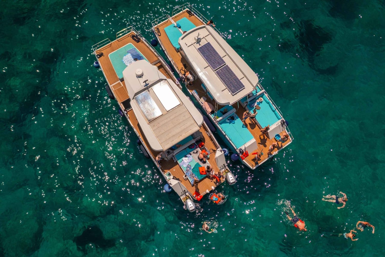 Dubrovnik: Katamarantur i den blå hule med drinks og snorkling