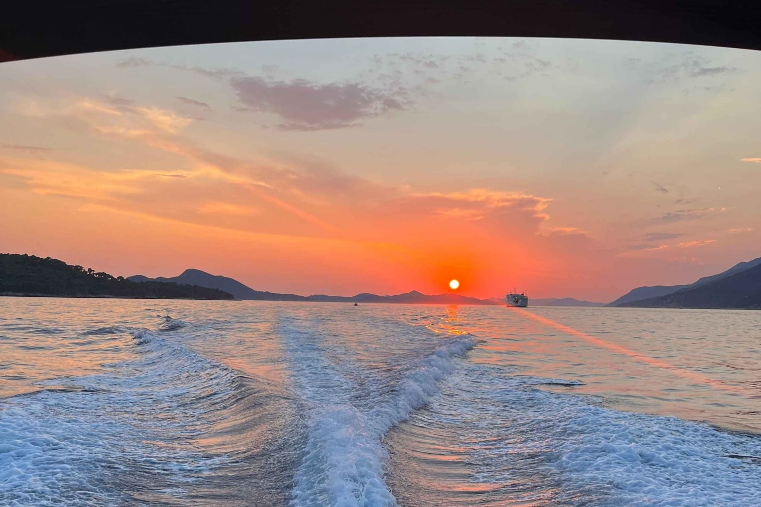 Dubrovnik: passeio de lancha pela Gruta Azul, Gruta Verde e Praia de Sunj