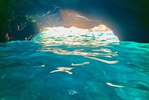 Dubrovnik: Blue Cave & Sunj Beach Boat Tour with Drinks