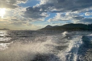 Dubrovnik: Blue Cave & Sunj Beach Boat Tour with Drinks