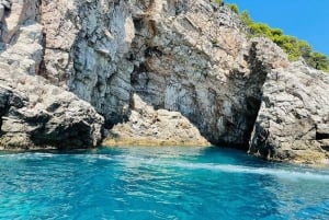 Dubrovnik: Blue Cave & Sunj Beach Boat Tour with Drinks