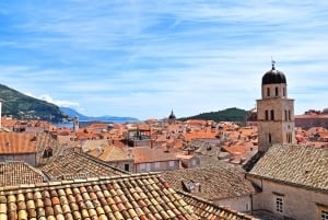 ドゥブロヴニク：早朝または日没時の城壁ウォーキングツアー