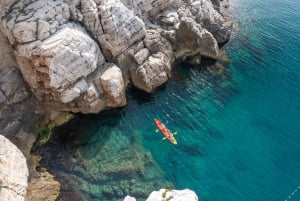 Dubrovnik: Kajakktur tidlig morgen til Betina-hulen