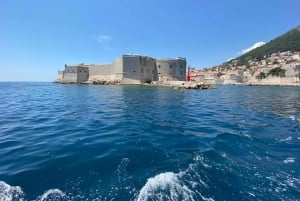 Dubrovnik: passeio panorâmico de barco de vidro ao pôr do sol com guia e cavernas