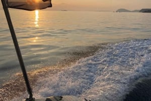 Dubrovnik: passeio panorâmico de barco de vidro ao pôr do sol com guia e cavernas