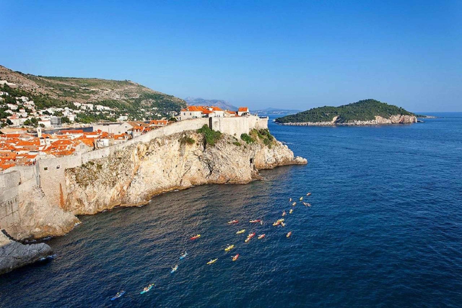 Dubrovnik: rondleiding bij zonsondergang met zeekajakken en wijn