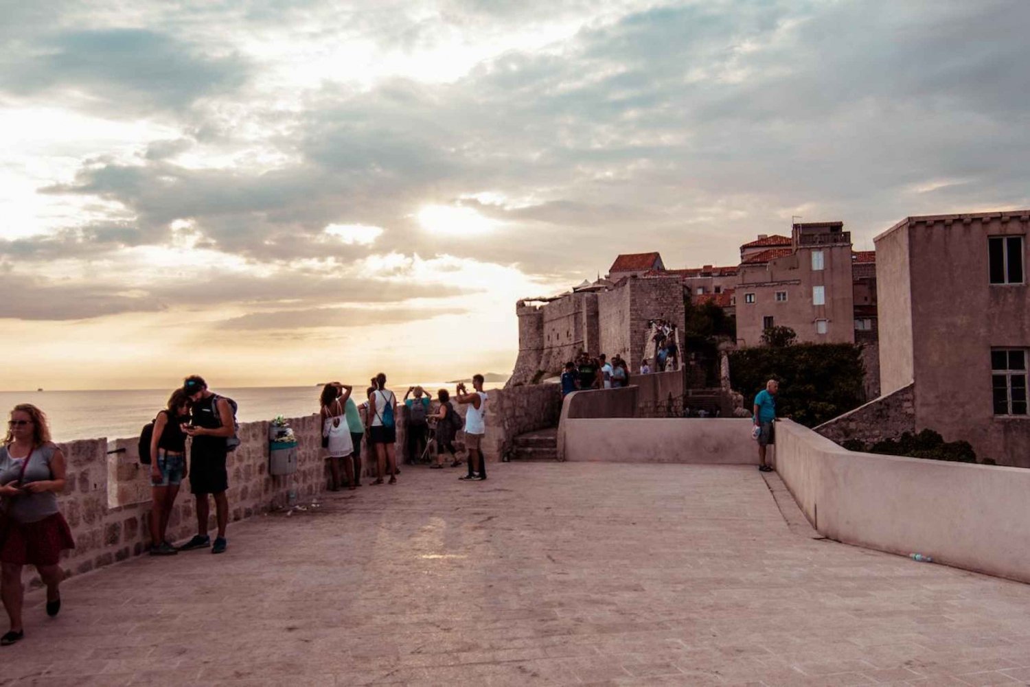 Dubrovnik: Old Town & City Walls Guided Tours Combo