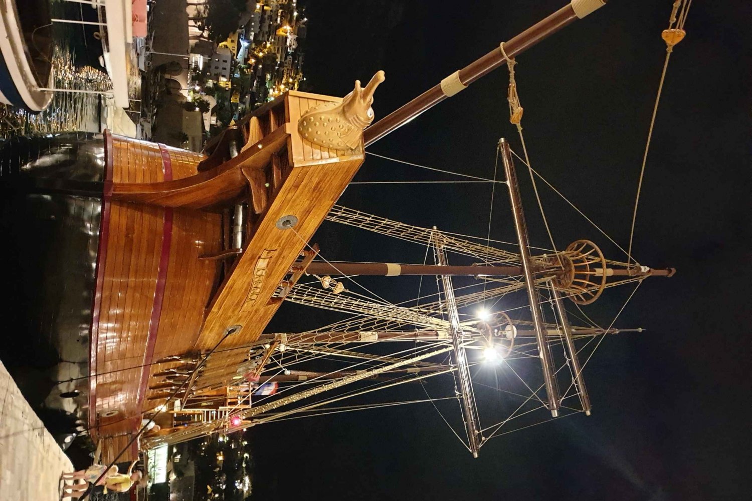 Dubrovnik: Cruzeiro noturno pela cidade velha no barco Karaka do século XVI