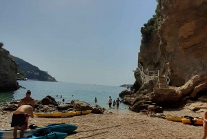 Dubrovnik: Old Town Walls and Betina Cave Beach Kayak Tour