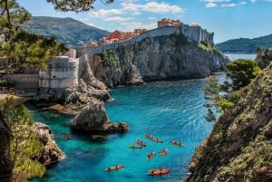 Dubrovnik: Altstadtmauern & Insel Lokrum Kajaktour bei Sonnenuntergang