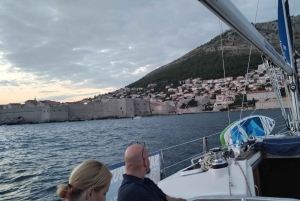 Dubrovnik - Privéboottocht van een hele dag naar de Elafiti-eilanden en de Blauwe Grot