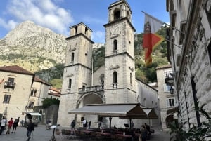 Dubrovnik: Private Tour to Montenegro, Kotor, and Perast