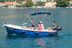 Dubrovnik: Vuokraa hauska ja helppokäyttöinen vene ilman lisenssiä.