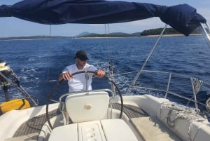 Dubrovnik-Elafity&Blue cave Half day private sail boat tour