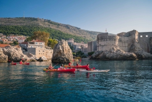 Dubrovnik: Excursiones guiadas de kayak de mar y snorkel de un día o al atardecer