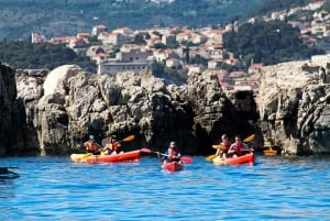 Dubrovnik: Excursión en Kayak de Mar con Merienda de Frutas