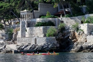 Dubrovnik: Passeio de caiaque no mar com lanche de frutas