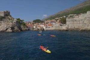 Dubrovnik: Tour in kayak in mare con spuntino alla frutta