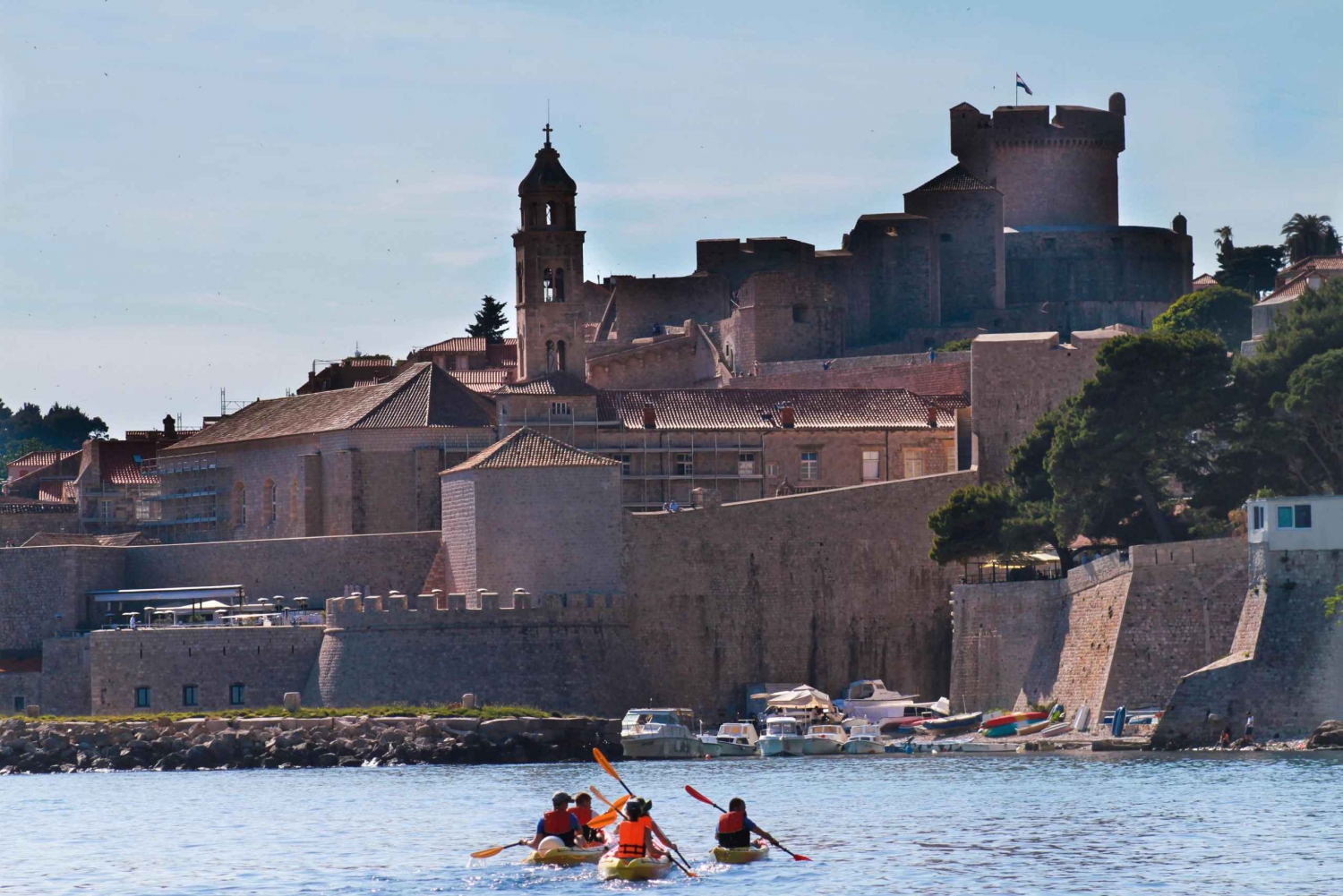 Dubrovnik: Sunset Sea Kayaking Tour with Fruit Snack & Wine
