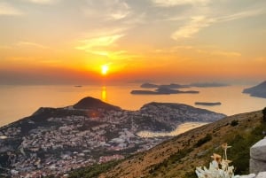 Dubrovnik: Sunset Panorama Tour with Glass of Wine