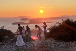 Dubrovnik : Tour panoramique au coucher du soleil avec un verre de vin
