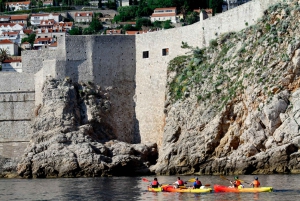 Dubrovnik: Kajaktocht op zee bij zonsondergang met Fruithapje & Wijn