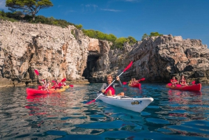 Dubrovnik: Sunset Sea Kayaking Tour with Wine and Bruschetta