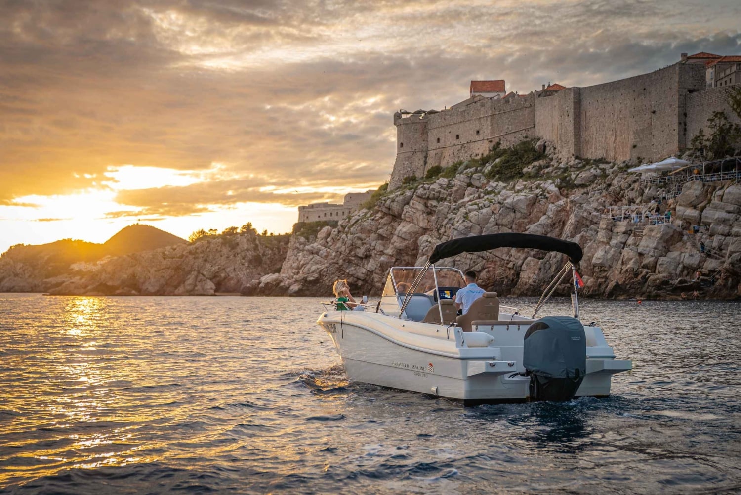 Dubrovnik: Kaupungin muurien panoraamakierros auringonlaskun aikaan