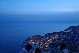 Dubrovnik: Panorama Pointin viininmaistelu auringonlaskun aikaan