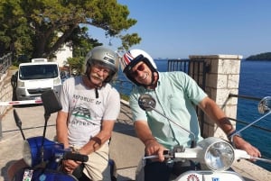 Дубровник: прокат Vespa