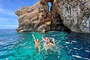 Zadar: Dugi Otok Island Discovery Day Trip with Snorkeling