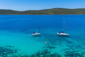 Elegant Day-Sailing Tour-Lunch&Drinks included