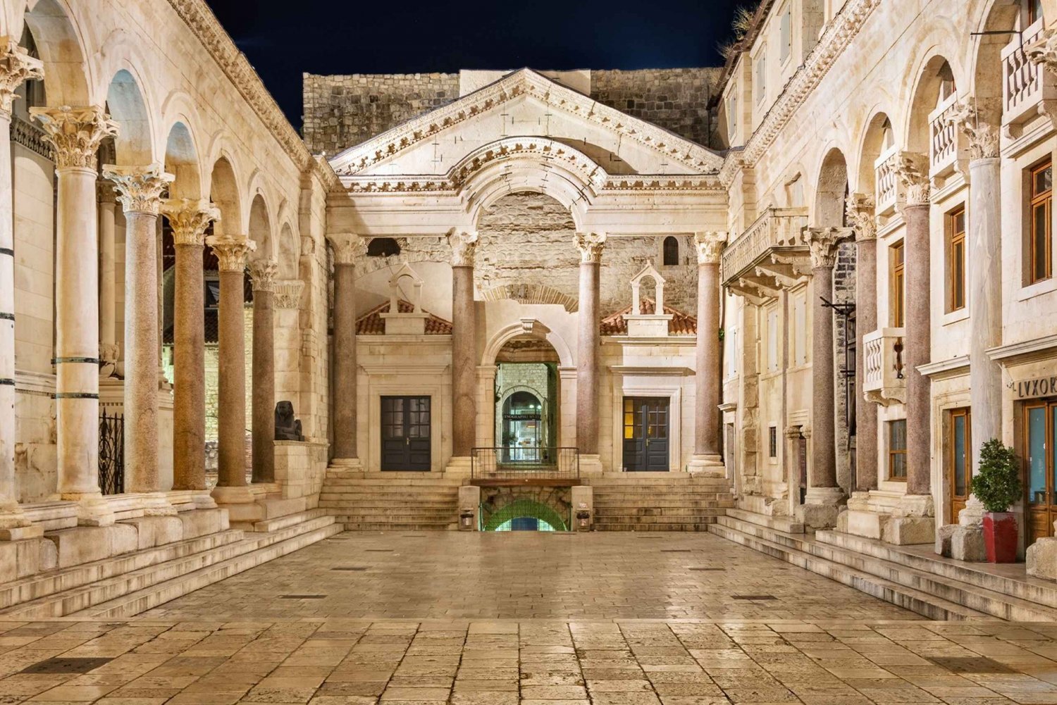 Visita essencial ao Palácio de Diocleciano para quem o visita pela primeira vez
