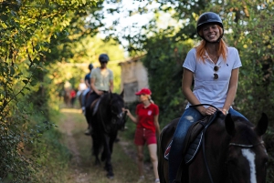 Fazana: Sunset 1-hour Horse Riding in Nature with Guide