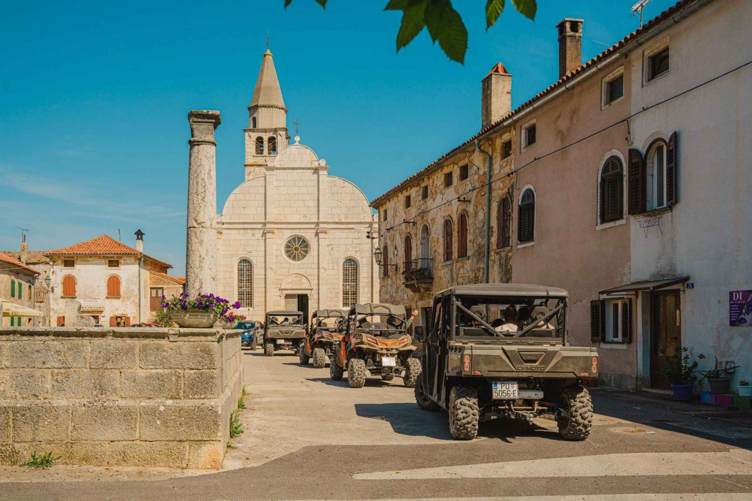 Fažana/Pula: Guided 2-Hour Istrian Escape Buggy Tour